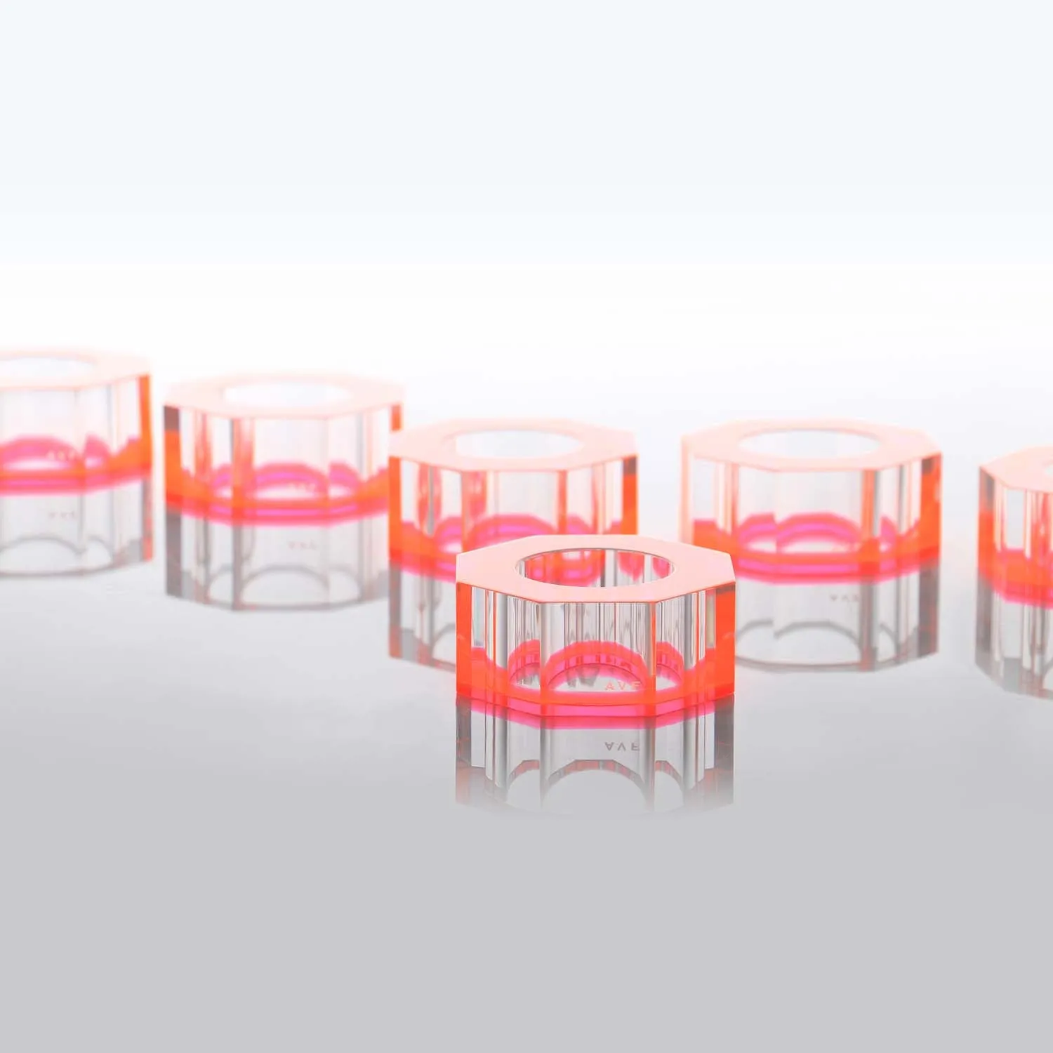 Bolt Dining Ring Set