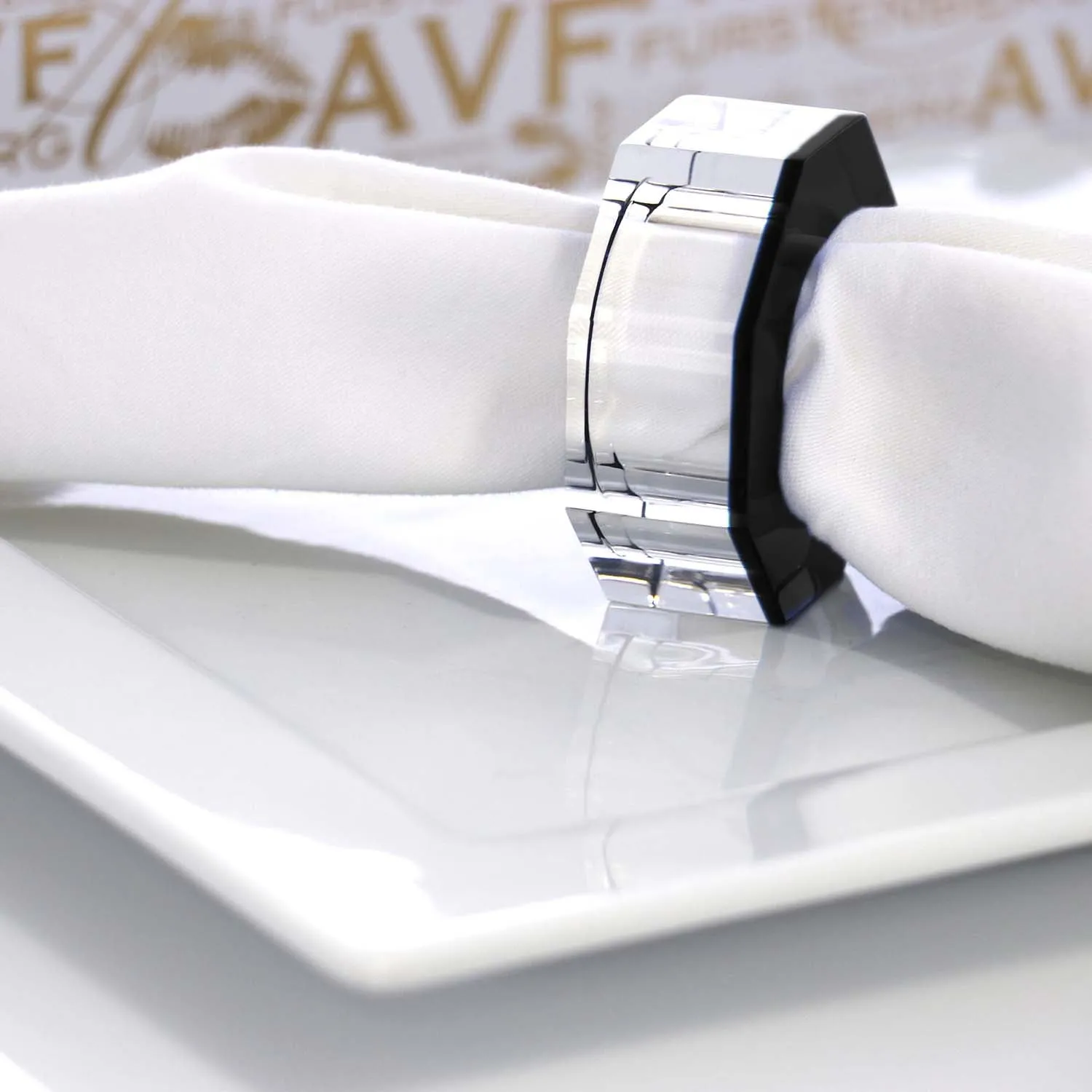 Bolt Dining Ring Set
