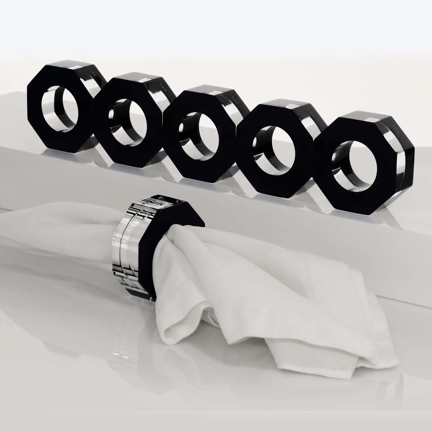 Bolt Dining Ring Set