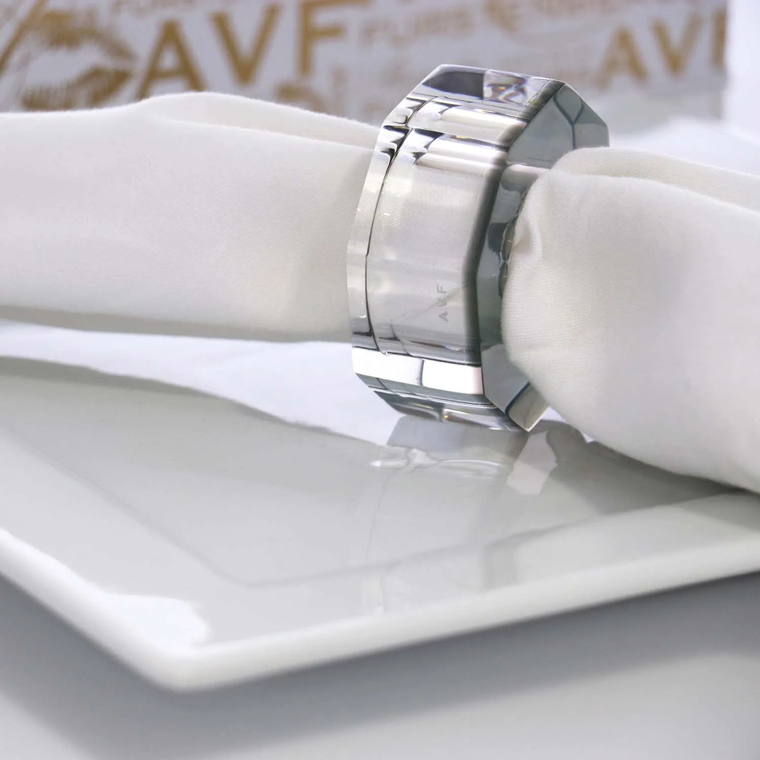 Bolt Dining Ring Set