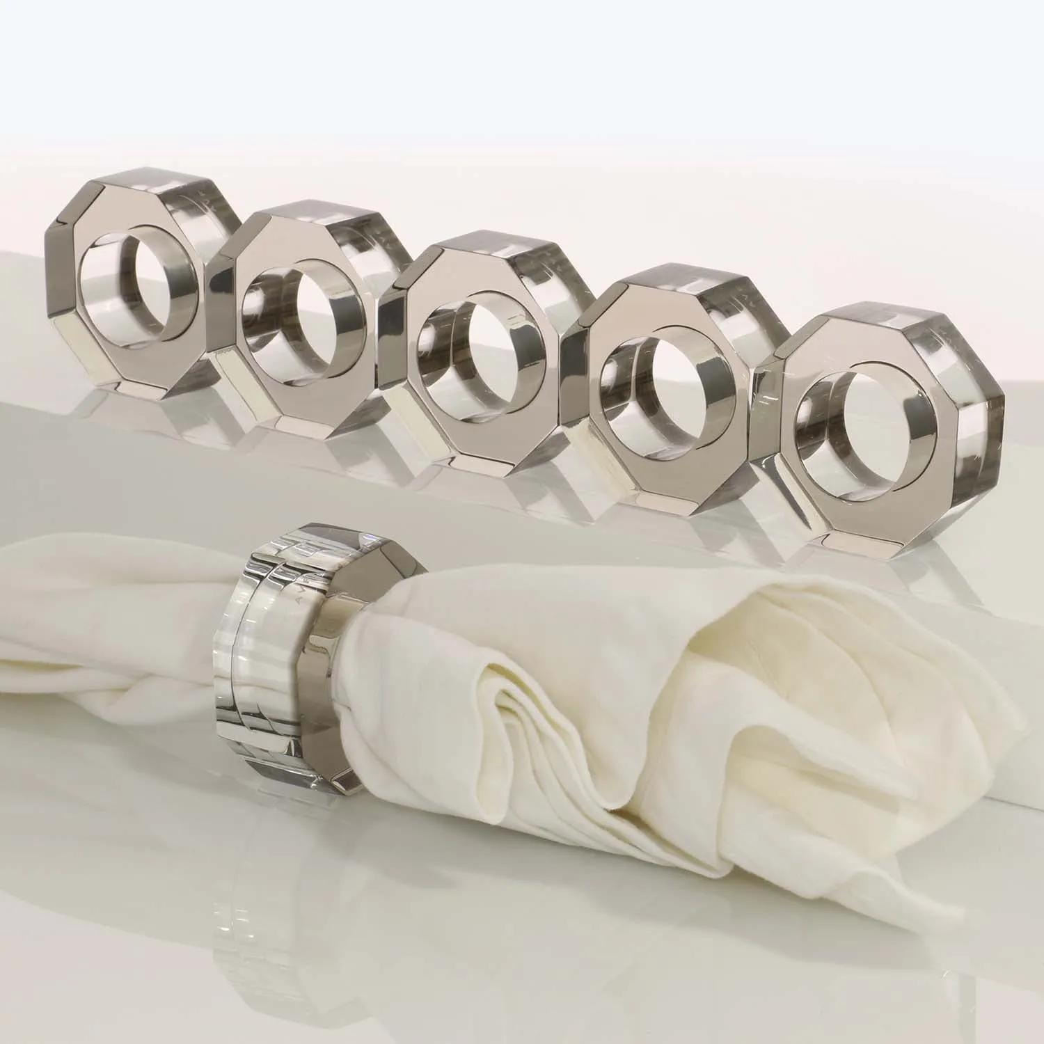 Bolt Dining Ring Set