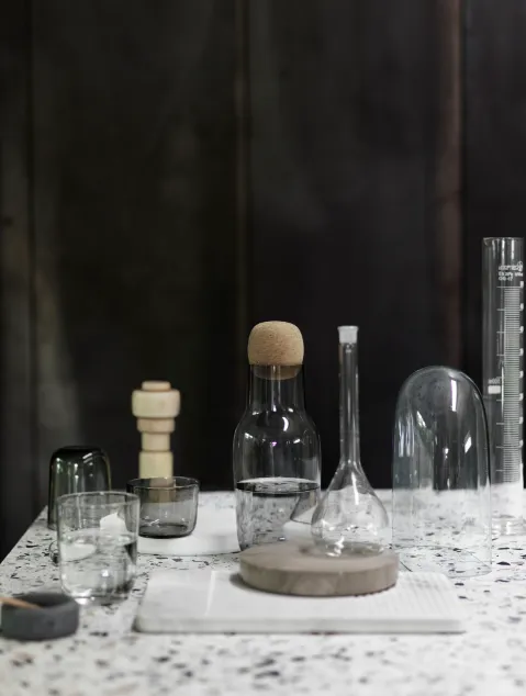 Corky Carafe, Grey