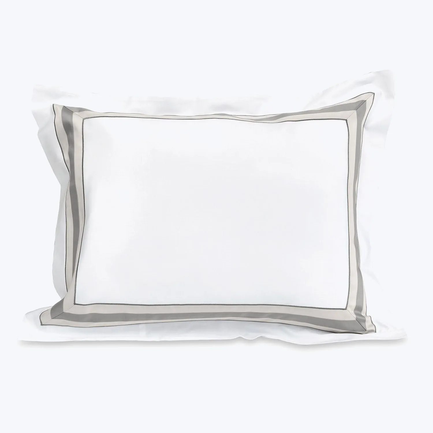Dimora Duvet & Shams, White/Silver Moon