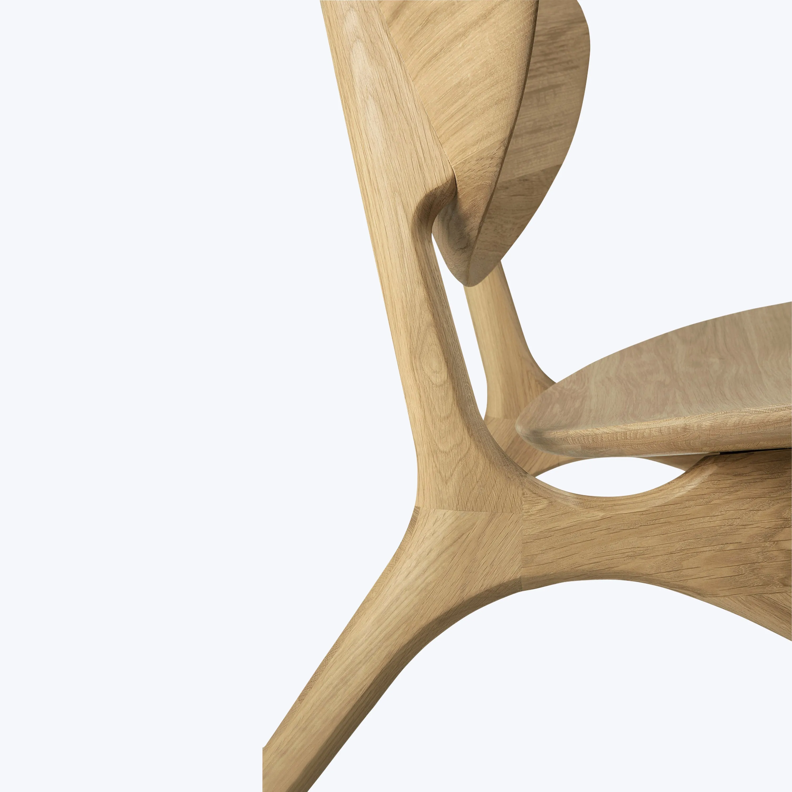 Eye Lounge Chair