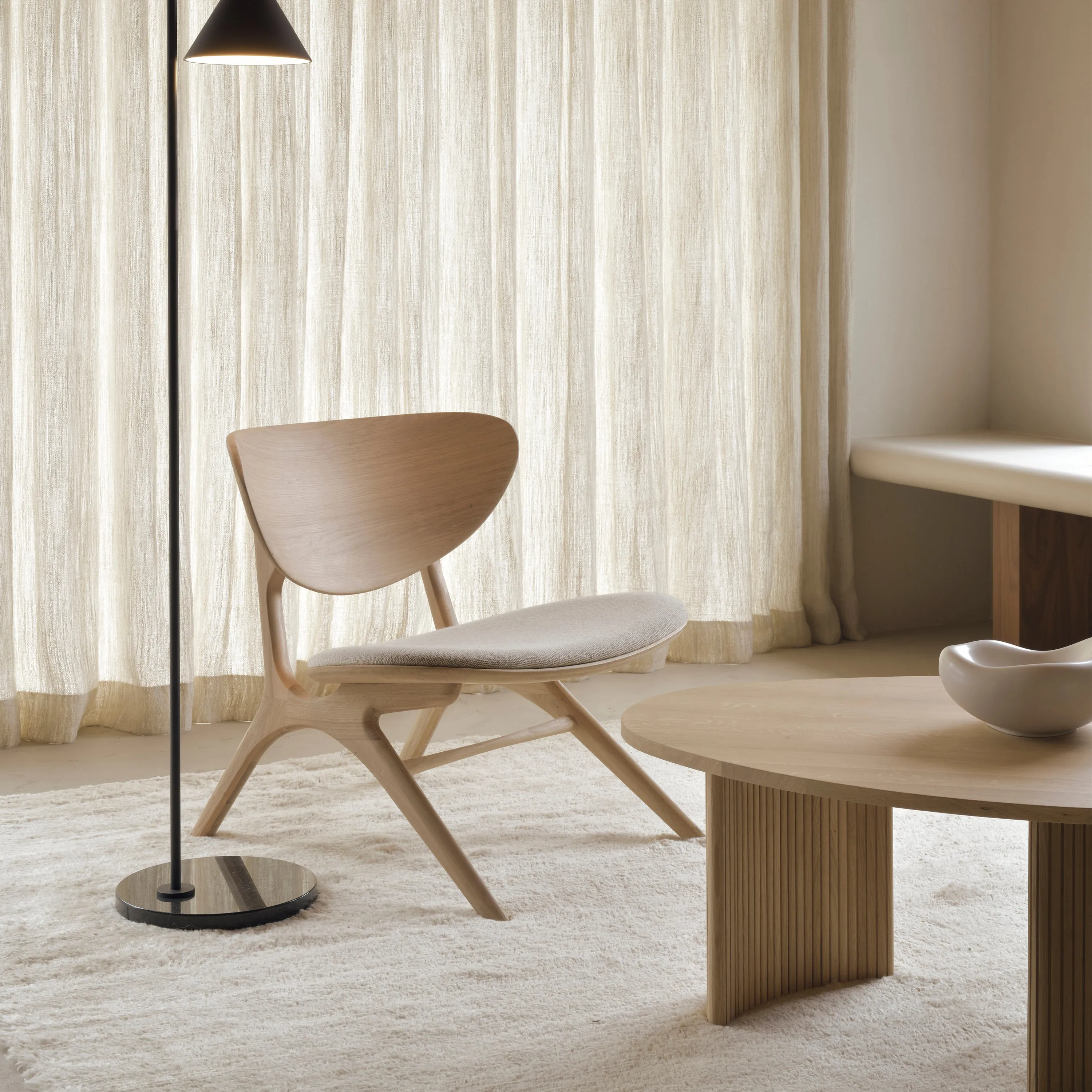 Eye Lounge Chair