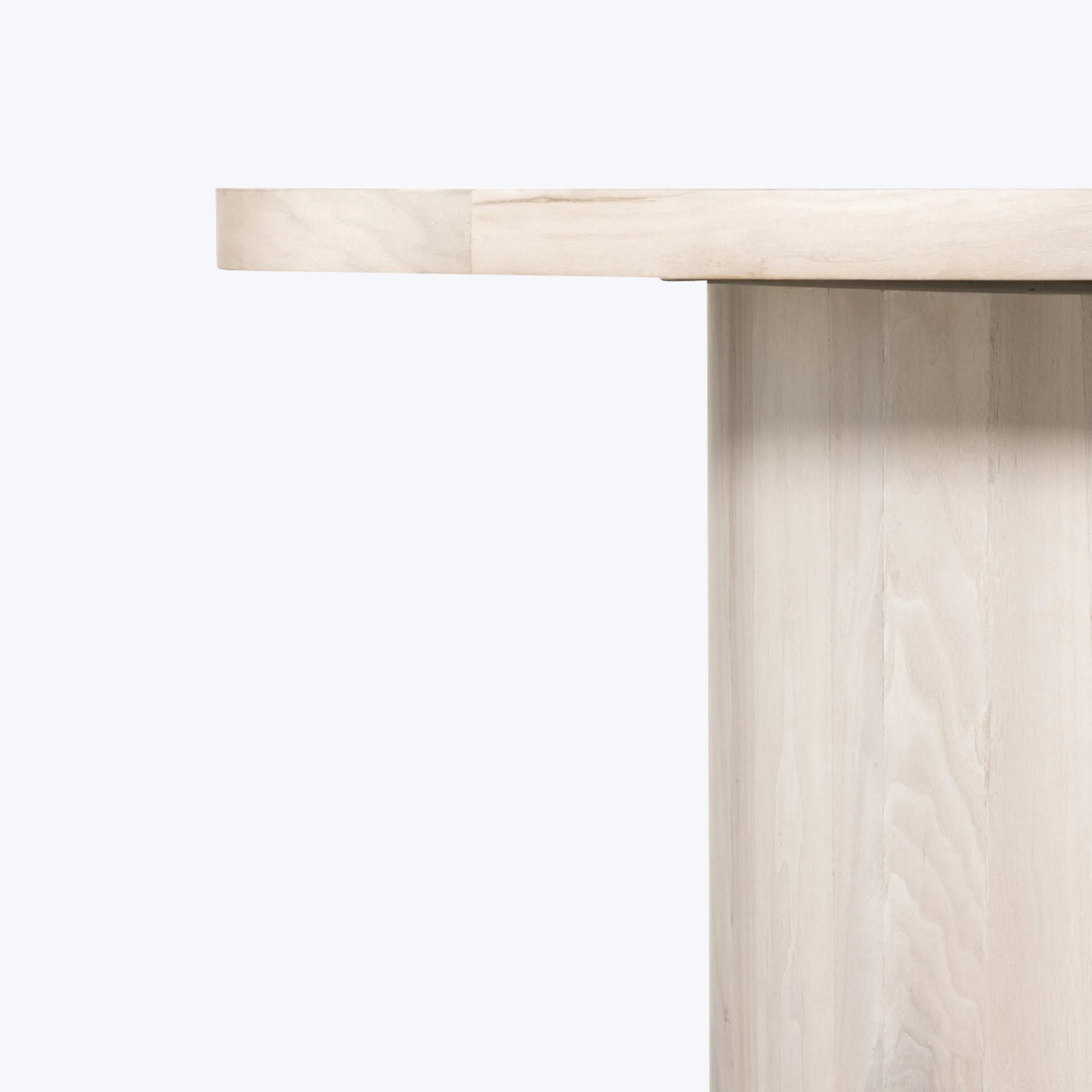 Hudson Round Dining Table