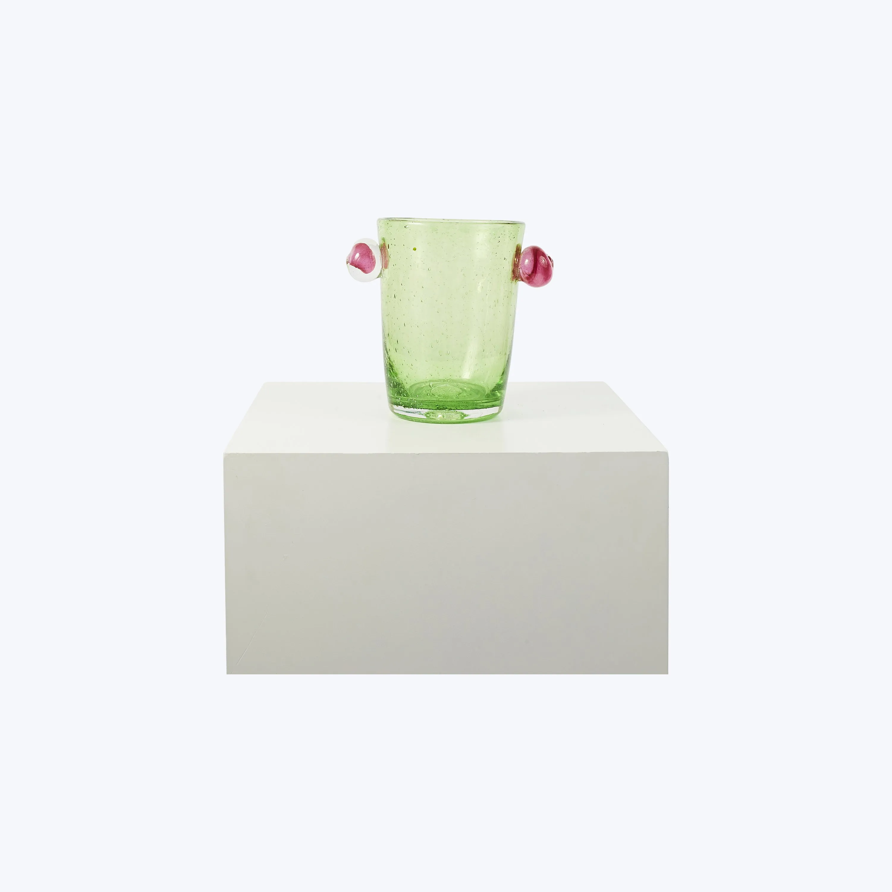 Le Petit Peony Vase