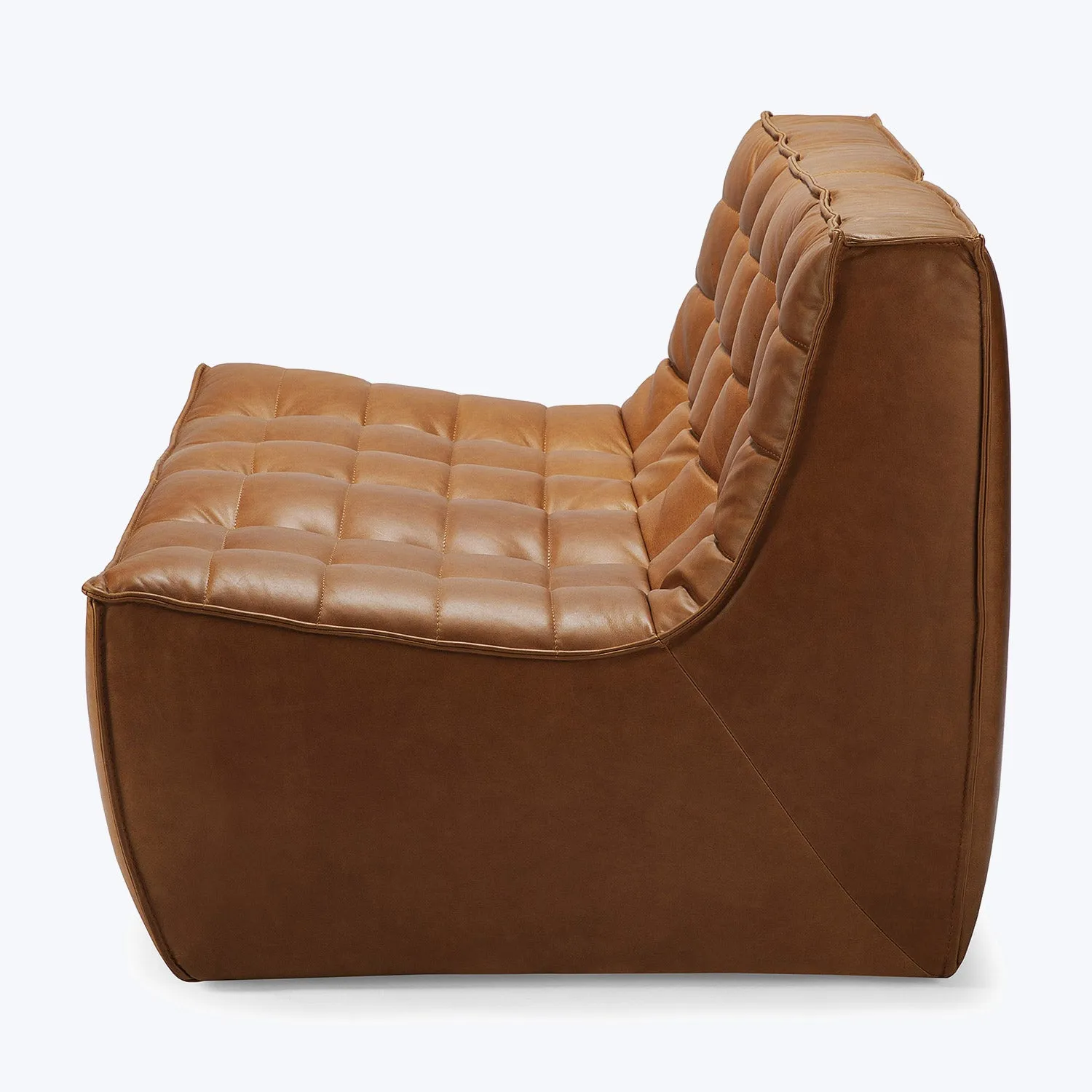 N701 Tufted Loveseat