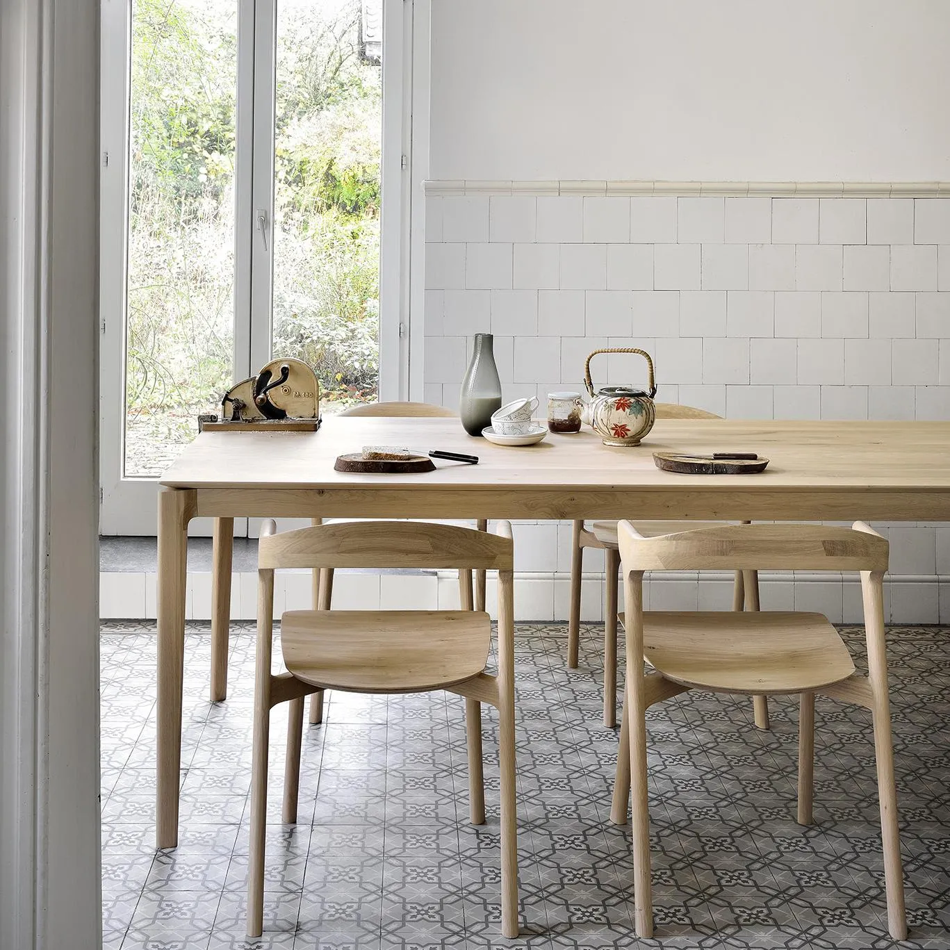 Oak Bok Extendable Dining Table