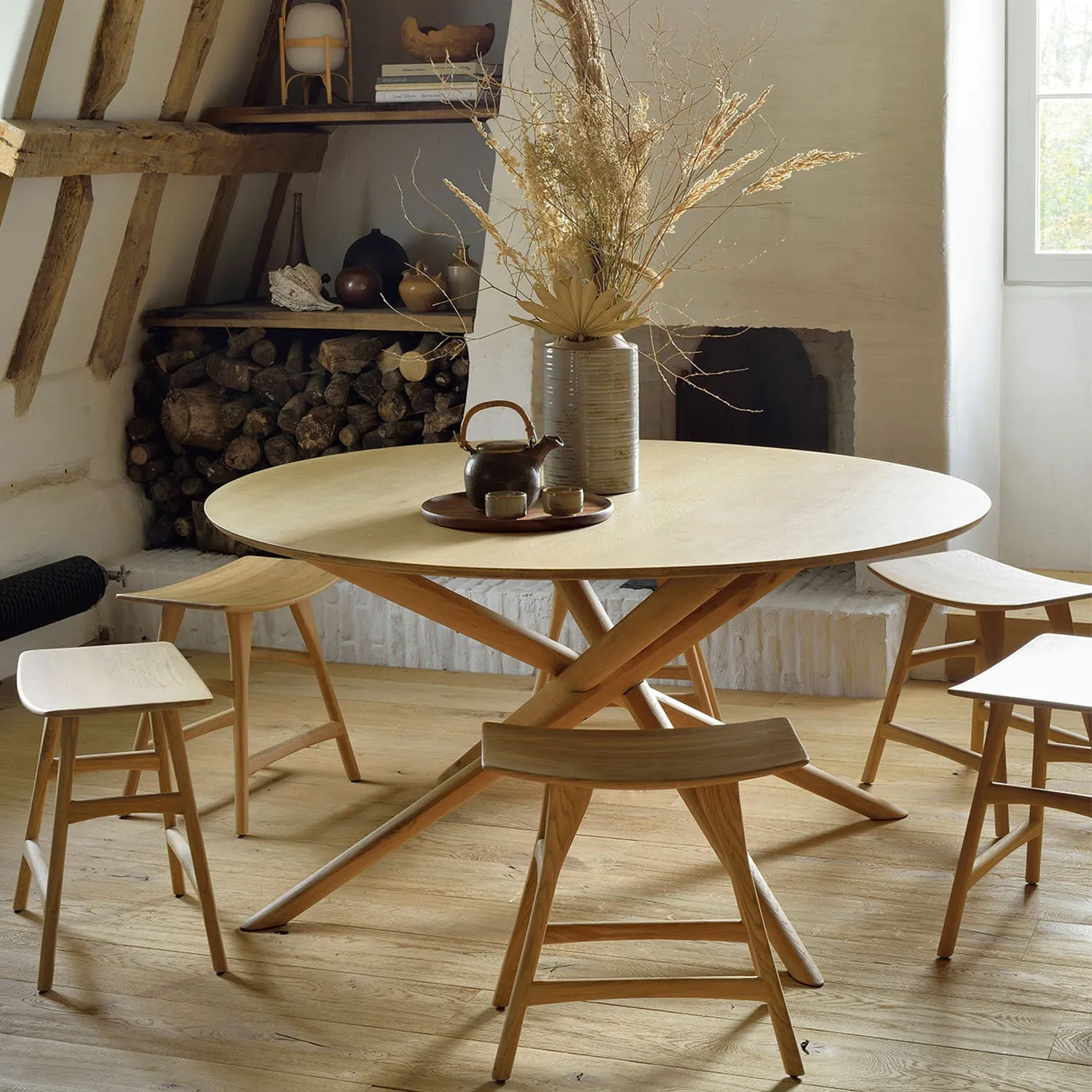 Oak Round Mikado Dining Table