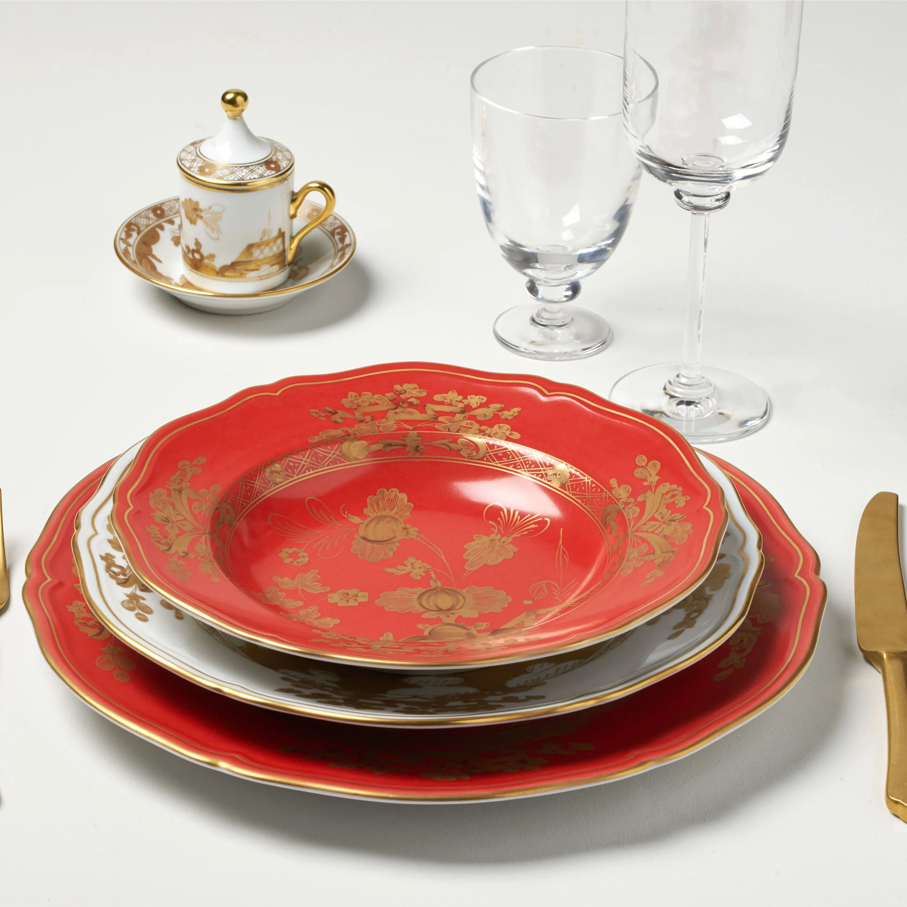 Oriente Gold Bread Plate