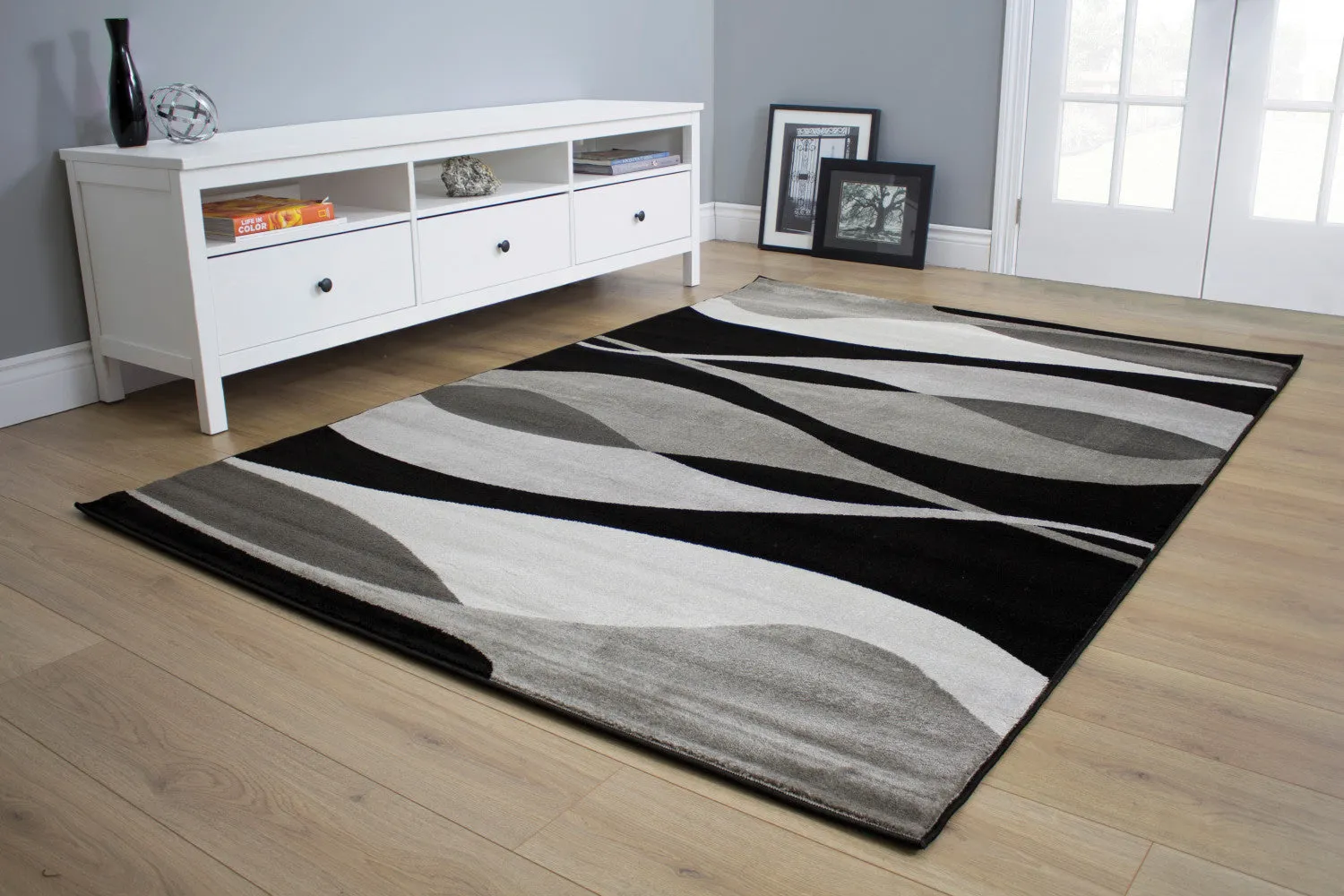 Paladin 5'3" X 7'7" Drifts Rug - Black Grey  Area Rug