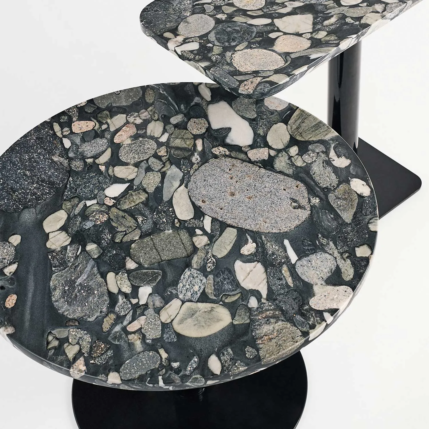 Pebble Circle Table