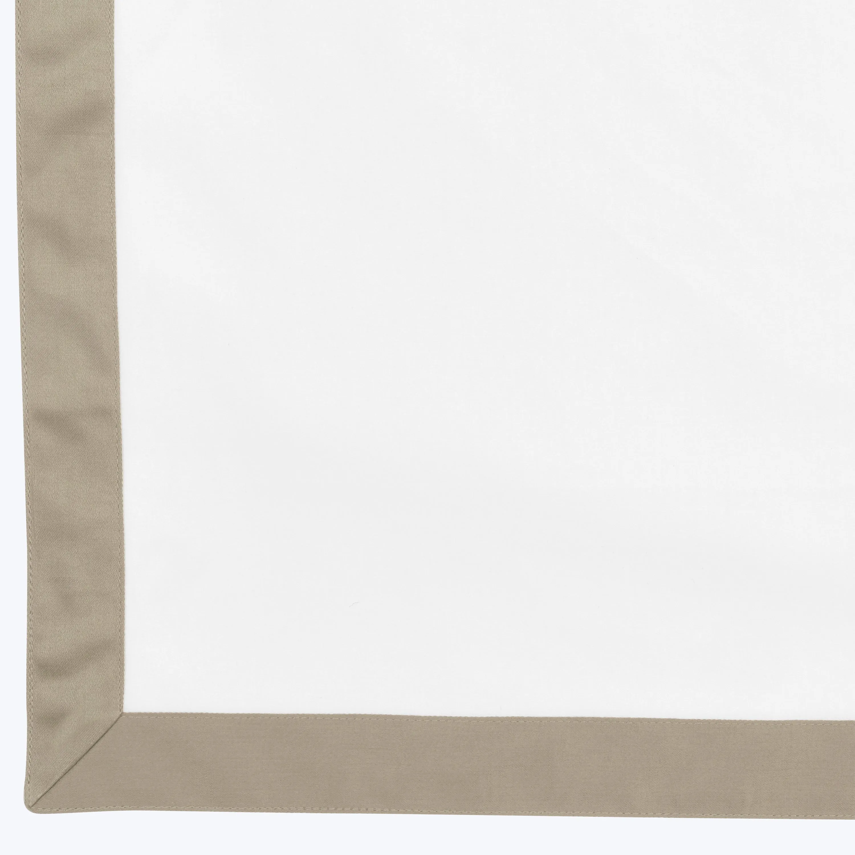 Pegaso Duvets & Shams