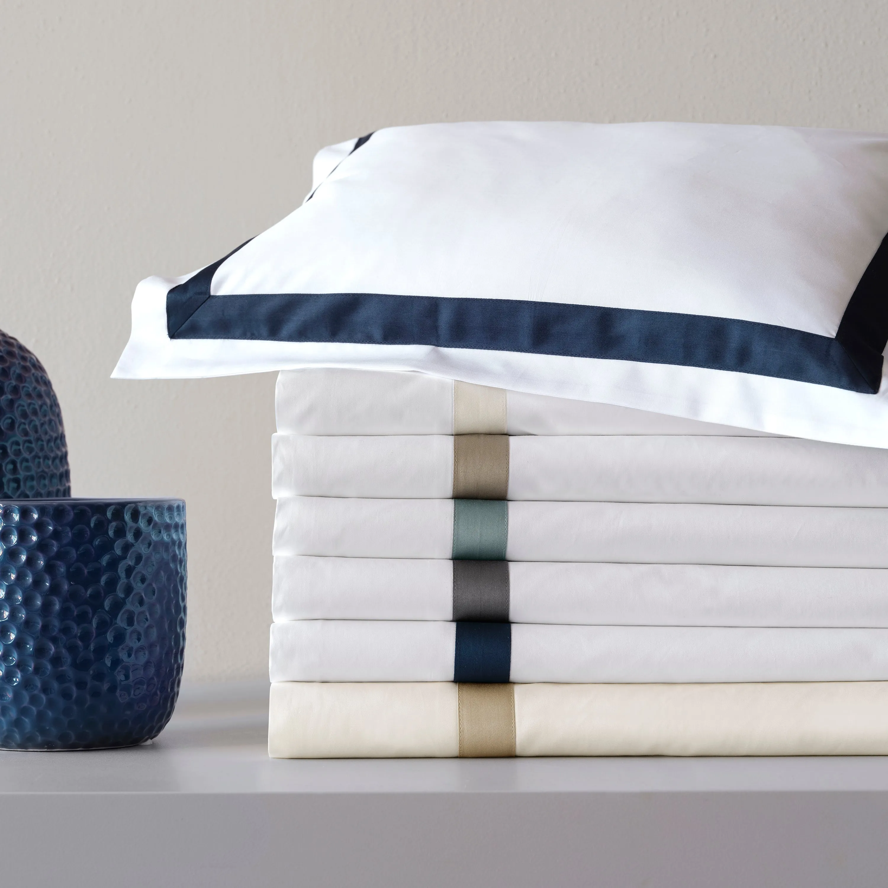 Pegaso Duvets & Shams