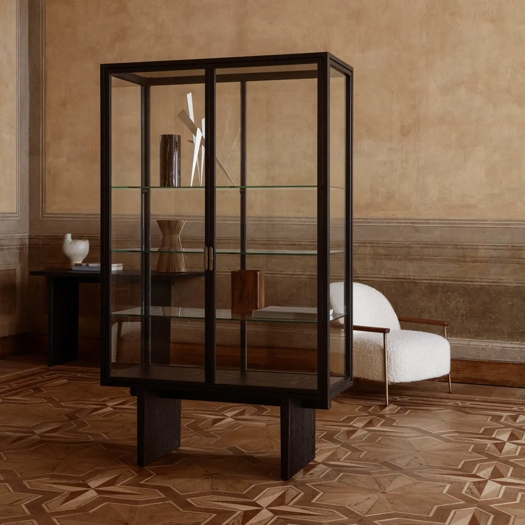 Private Vitrine