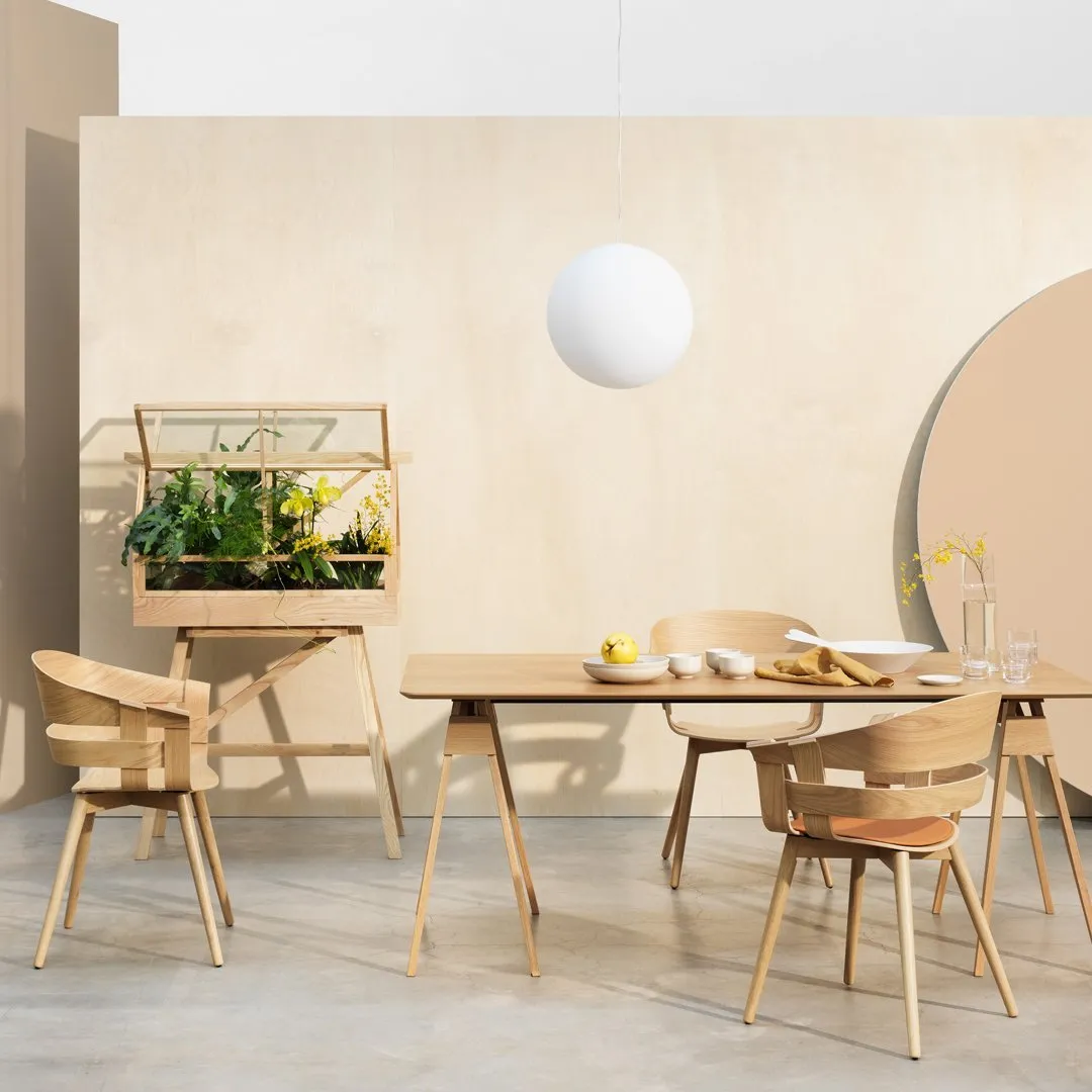 Wick Chair - Wood Legs