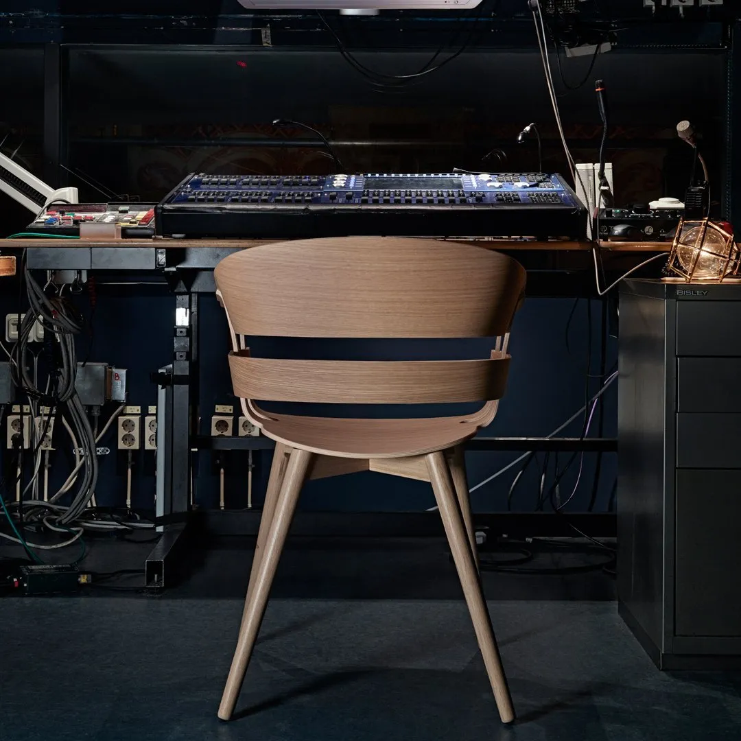 Wick Chair - Wood Legs