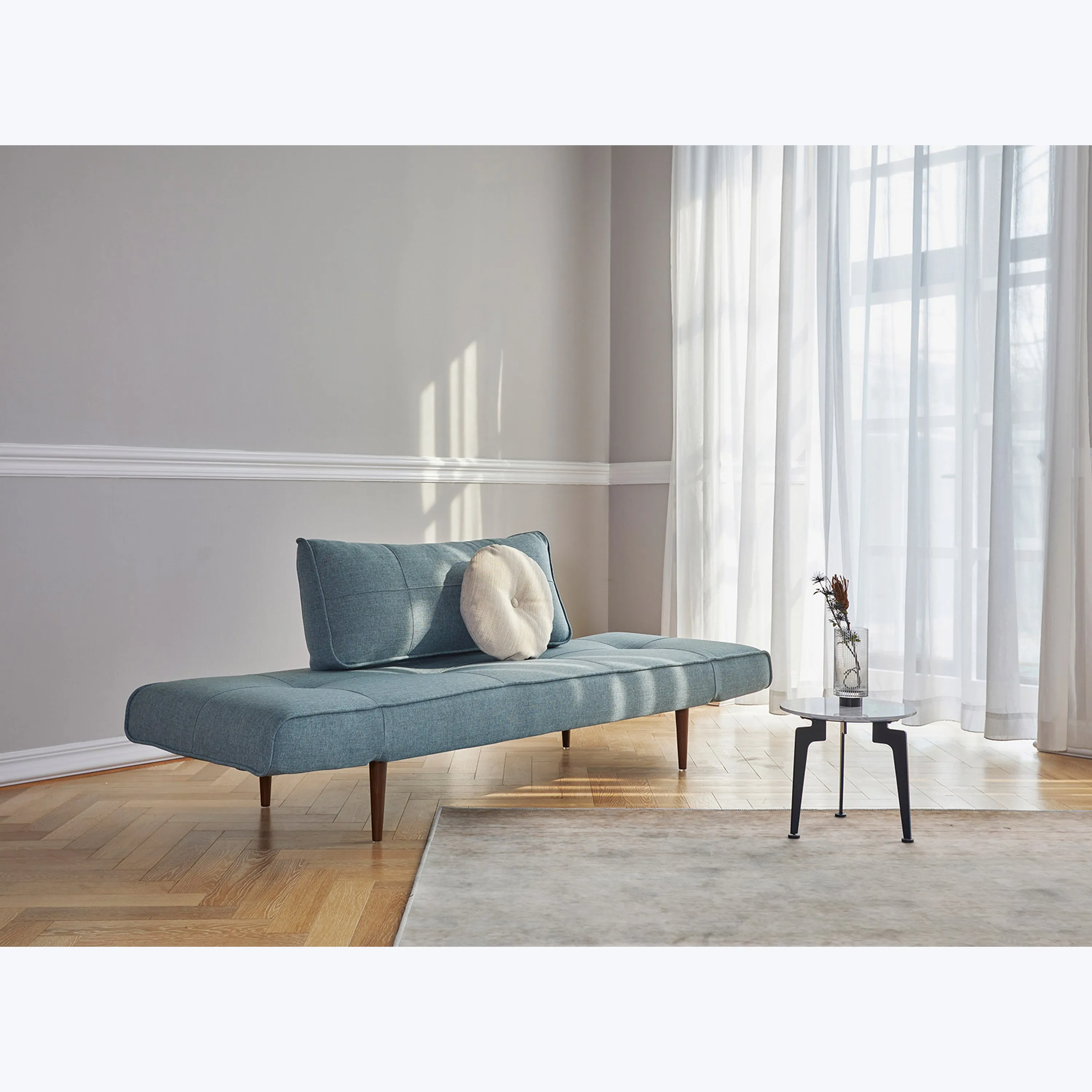 Zeal Sleeper Chaise